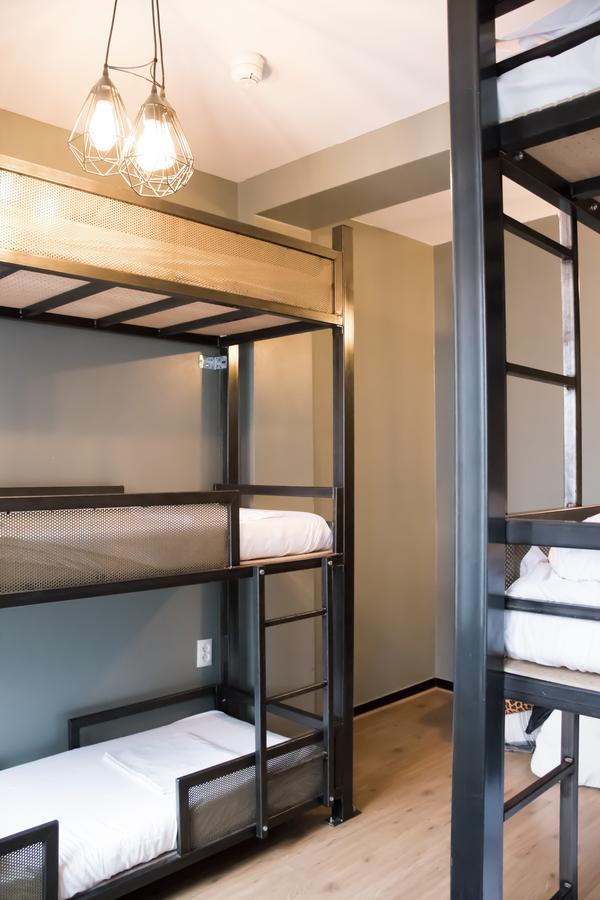 Amsterdam Hostel Annemarie Екстериор снимка