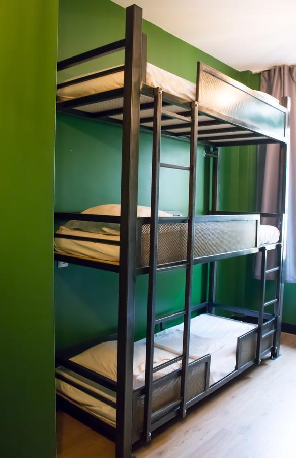 Amsterdam Hostel Annemarie Екстериор снимка