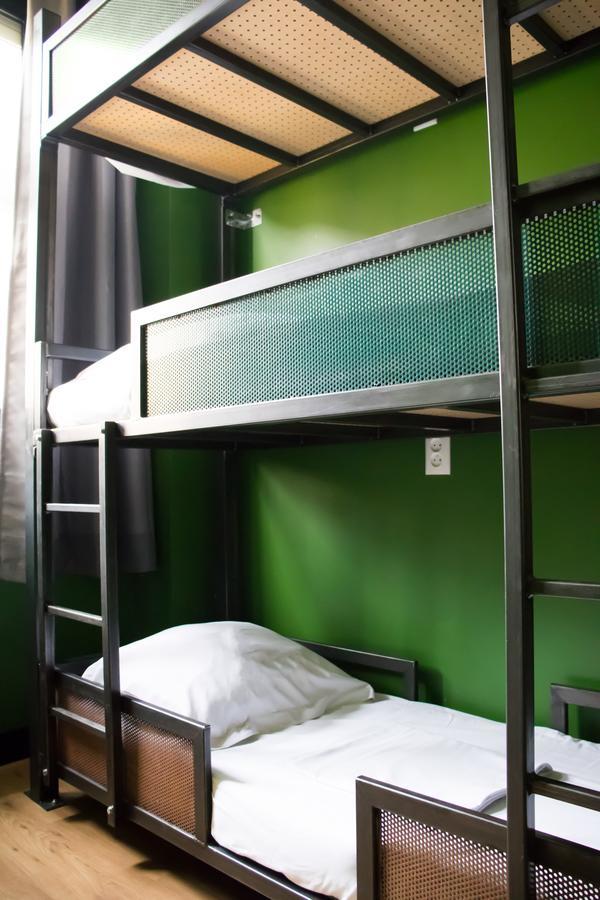 Amsterdam Hostel Annemarie Екстериор снимка