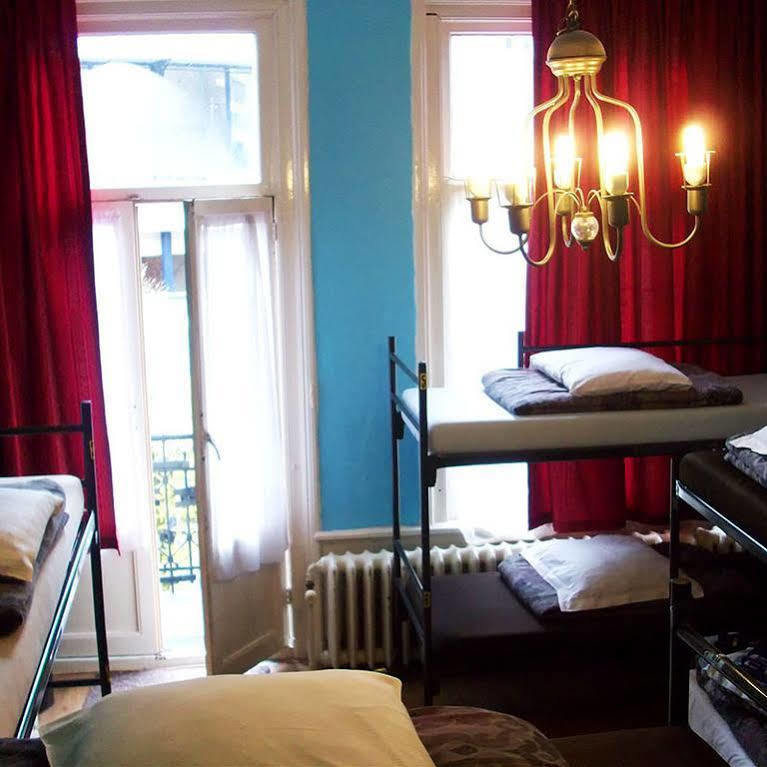 Amsterdam Hostel Annemarie Екстериор снимка