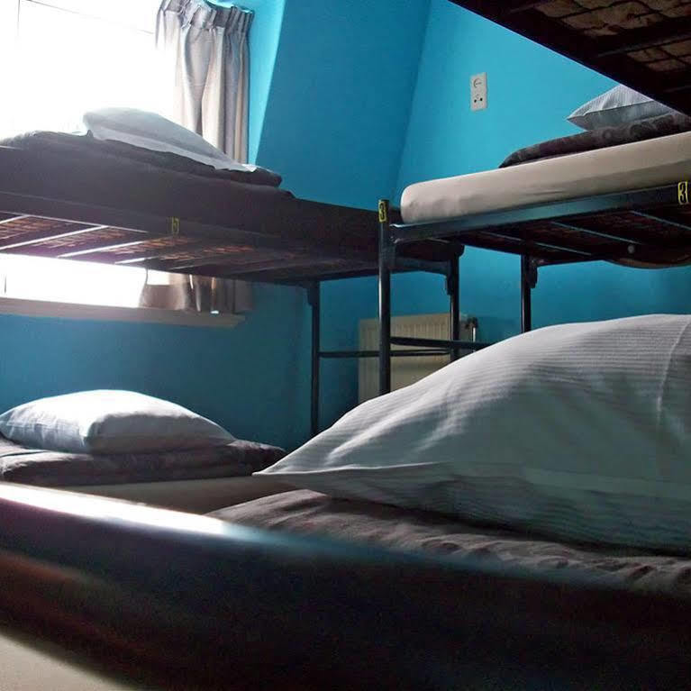 Amsterdam Hostel Annemarie Екстериор снимка