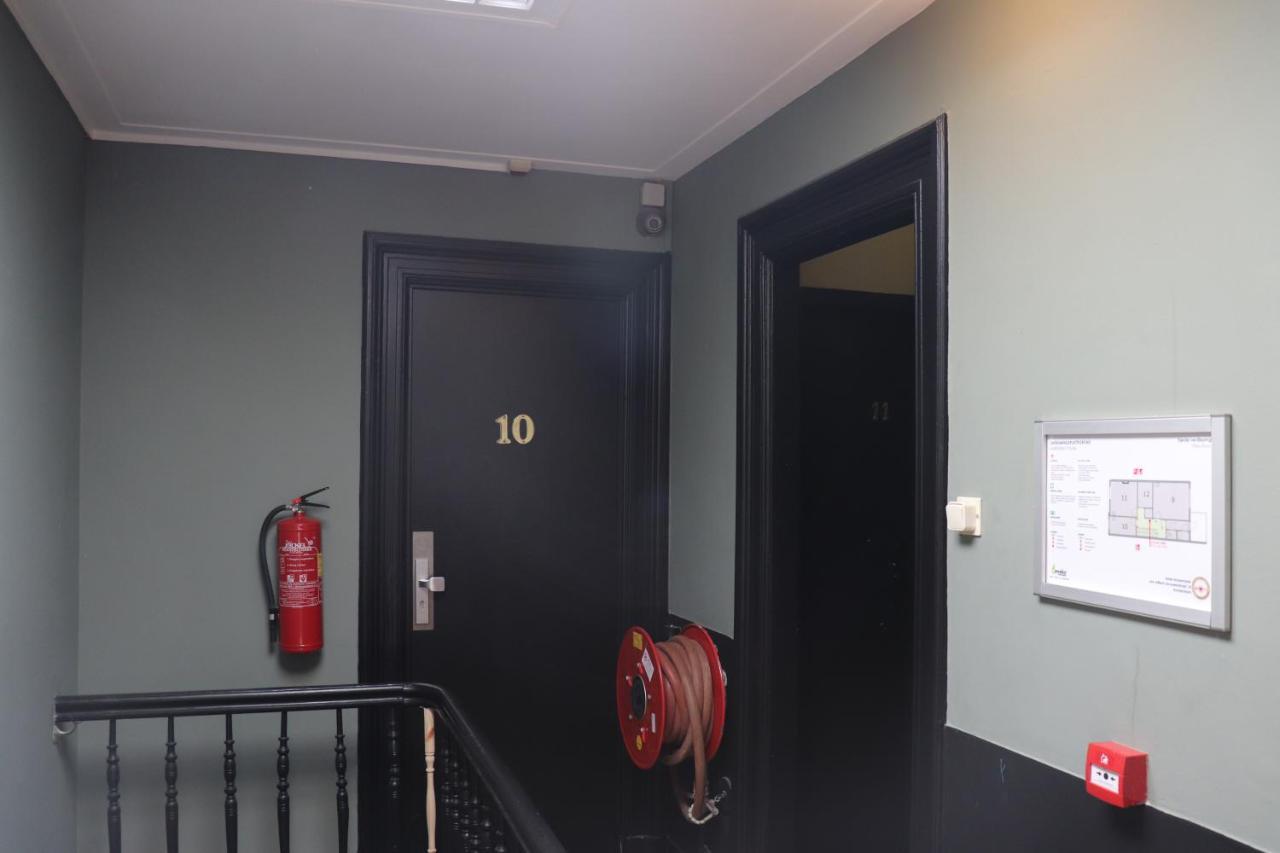Amsterdam Hostel Annemarie Екстериор снимка